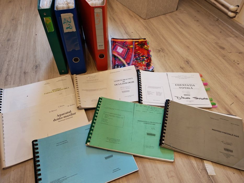 Cărți tehnică dentară