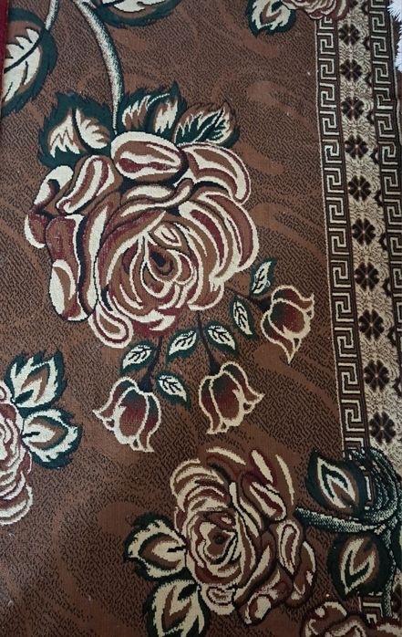 Гилам сотилади холати йахши