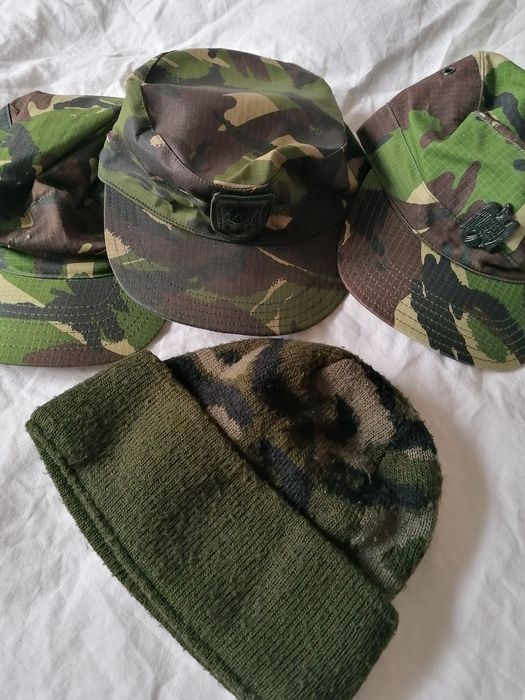 Boneta militara, șapcă, căciulă