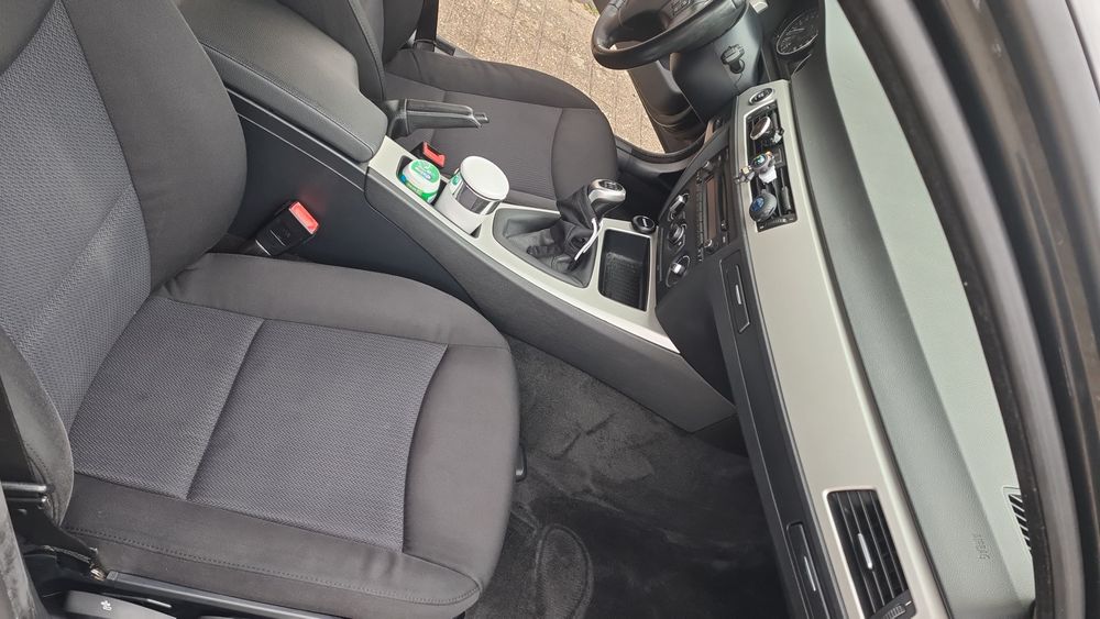 Se vinde BMW e90 facelift