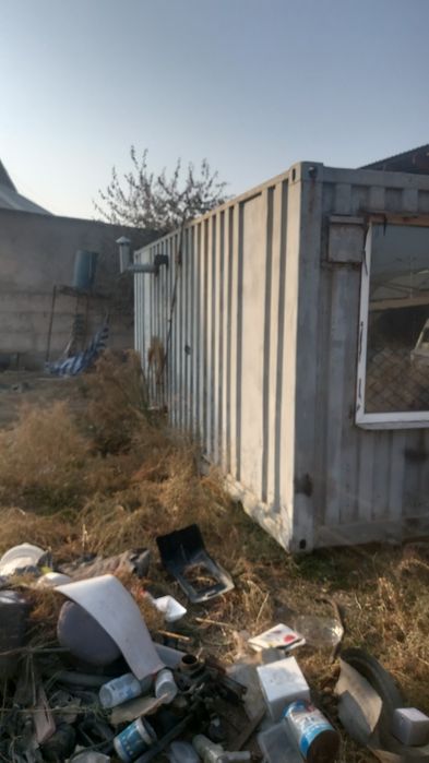 Жилой континер и душ