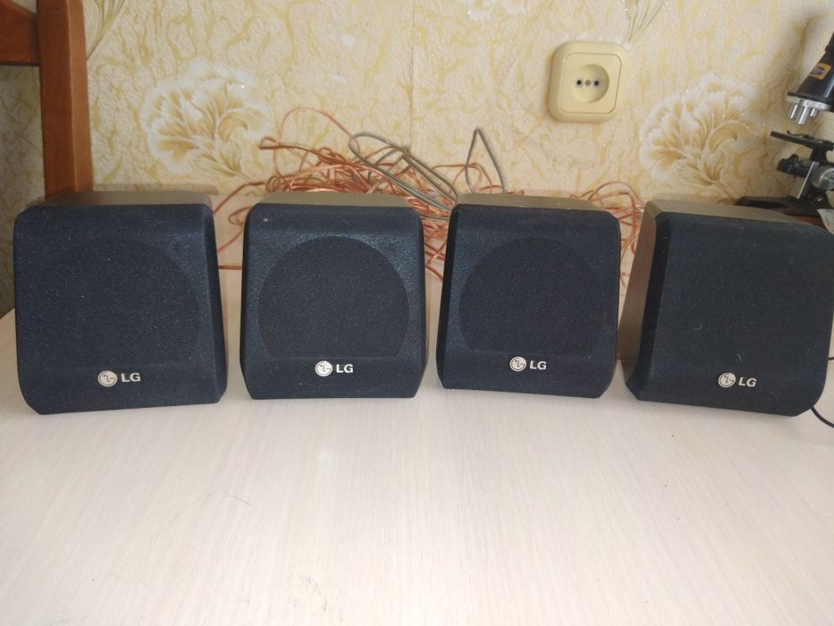 Продам колонки LG