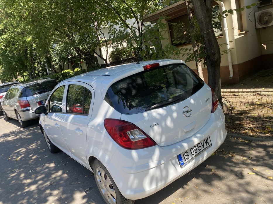 Opel Corsa D 1,2 benzina  2009