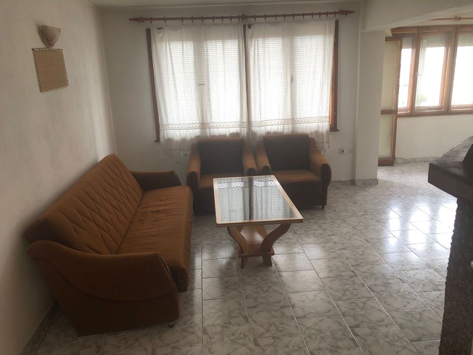 Двустаен апартамент под наем