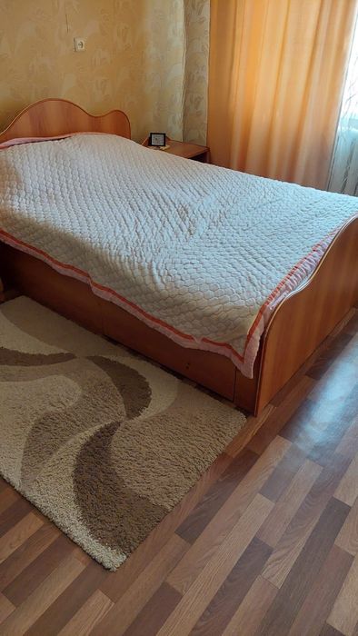 Двухспальный кровать