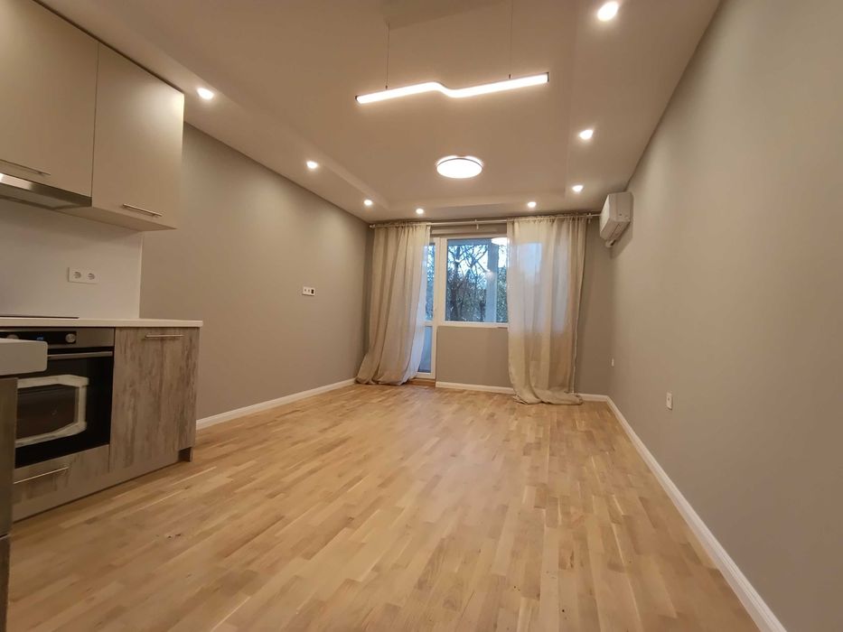 Продава се Тристаен апартамент в София, Люлин 5 - 87 кв.м за 1137 €/кв.м - Снимка #4