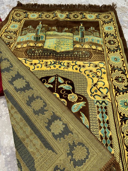 Жайнамаз тасбих продам срочно