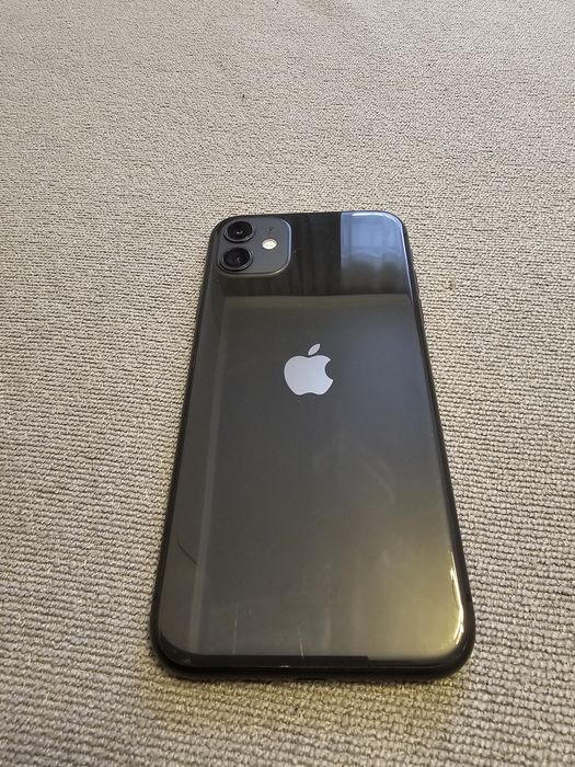 Продам iPhone 11, 128gb в отличном состоянии