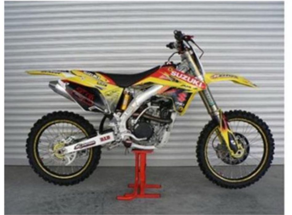 Червена Мотокрос стойка или ендуро стойка метална здрава до 160кг