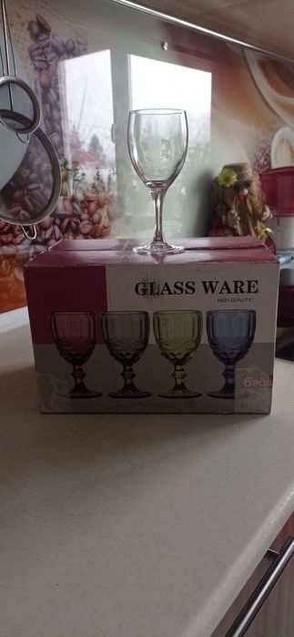 Продам новую посуду.