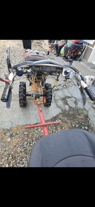 Motocultor în stare bună de funcționare