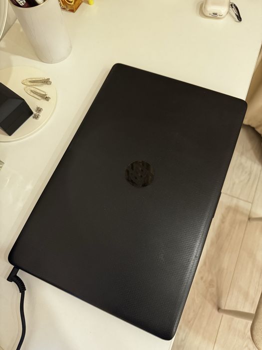 Ноутбук HP Laptop 15-db1037ur