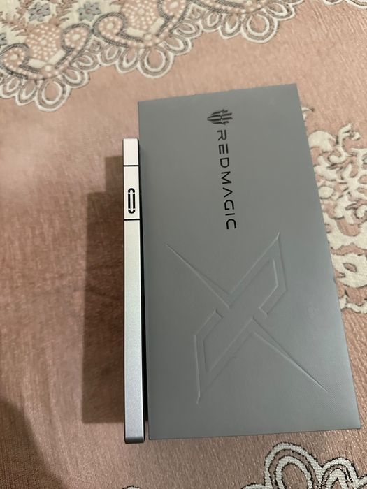 ZTE Nubia Red Magic 10 pro 16/512 White