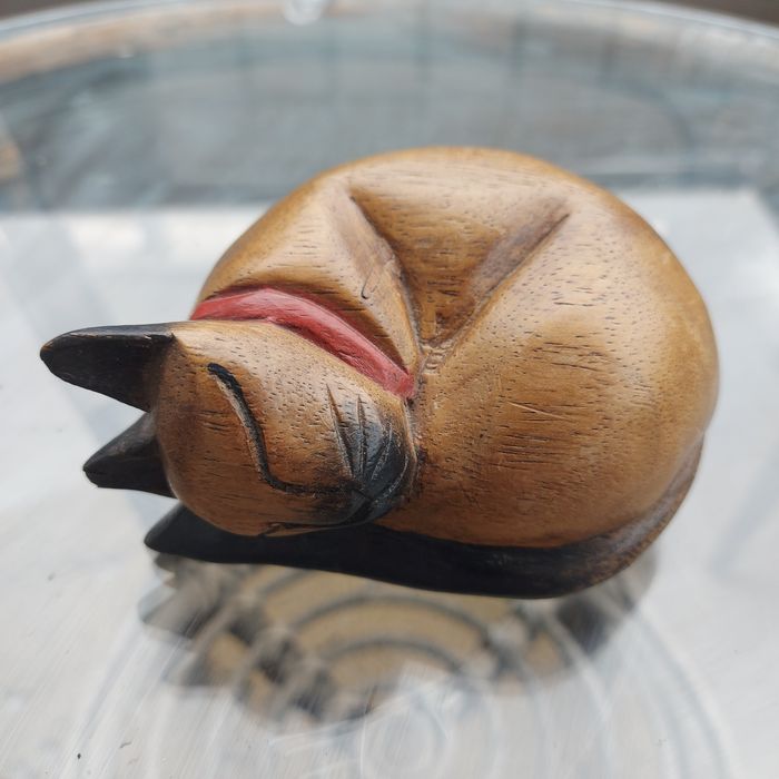 Дървени фигури на животни