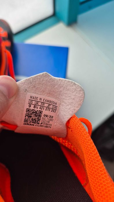 Продам бутсы адидас