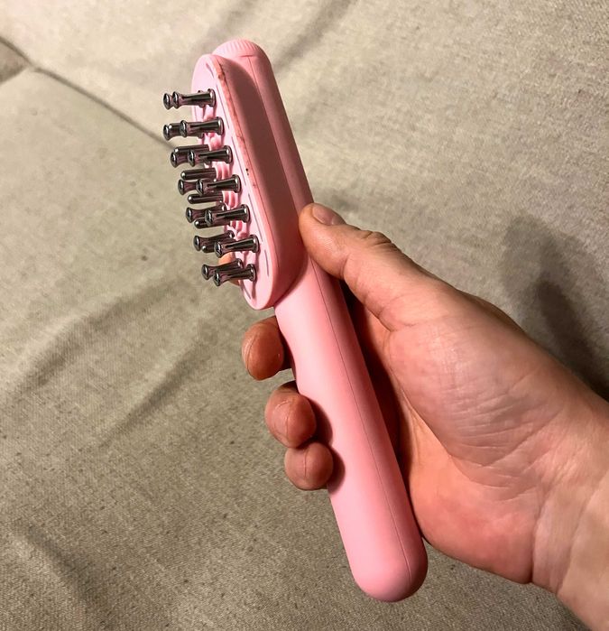 Aparat masaj facial EMS microcurent LED rosu JMMG