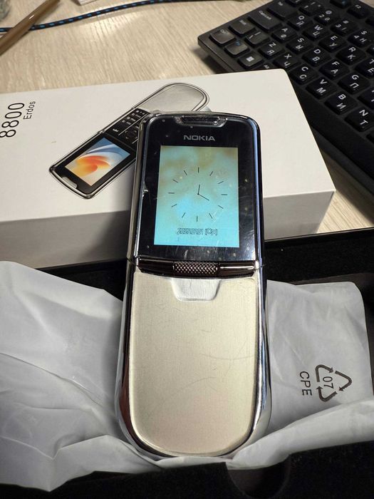 Nokia 8800 новый, в пленке, подарок