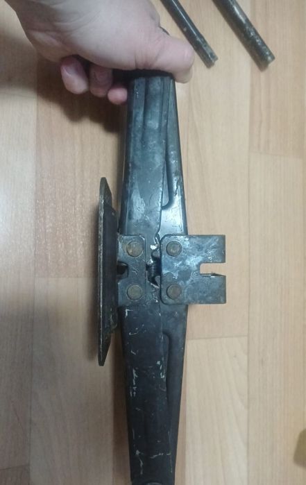 Домкрат тойота  продам