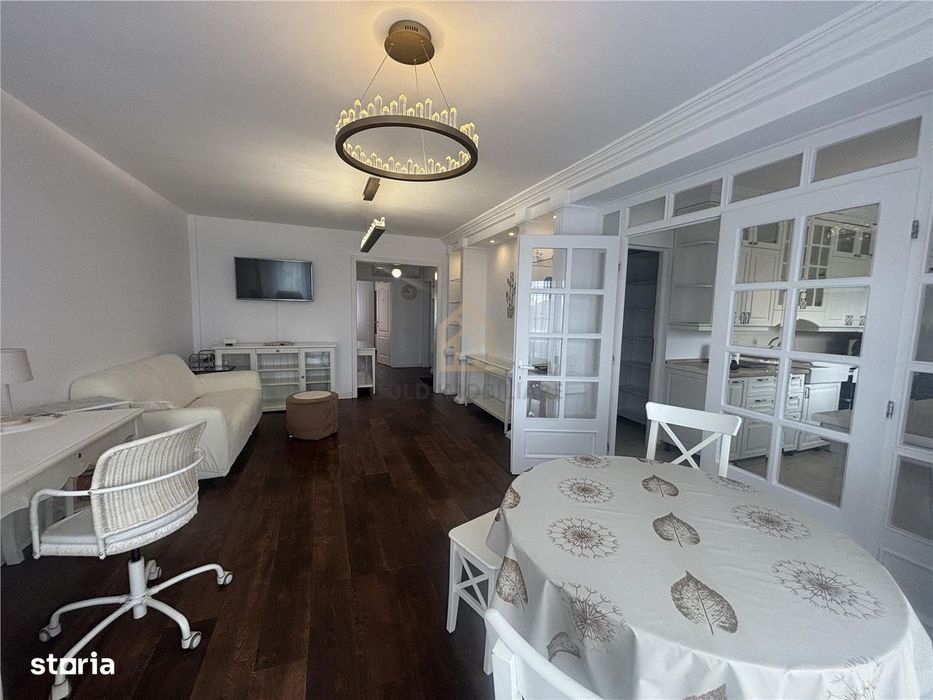 Apartament 3 camere de inchiriat , Centrul Vechi