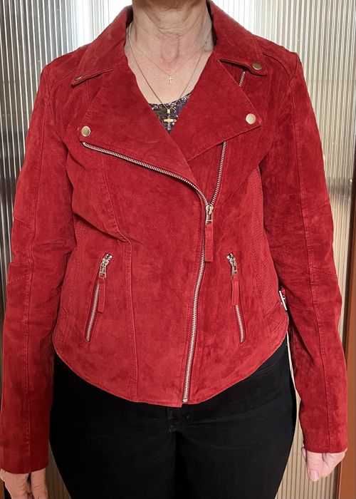 Geaca piele întoarsă dama