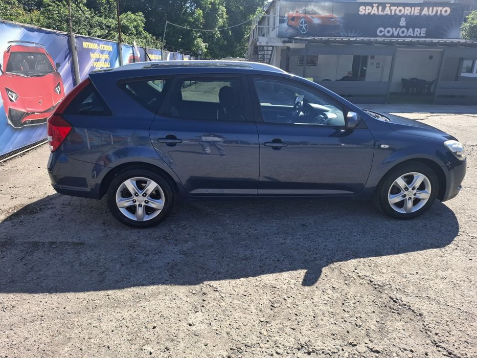 Kia Ceed Sw 1,4 benzină-PROMOTIE