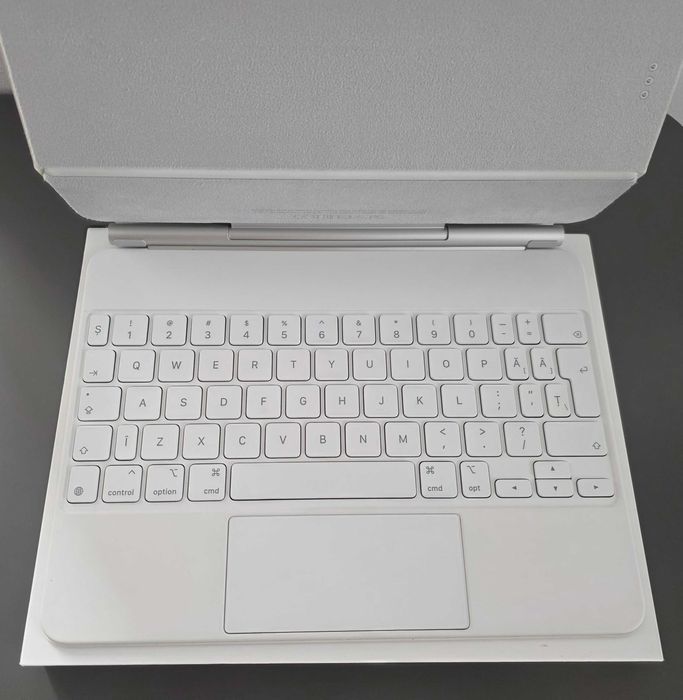Apple Magic Keyboard iPad Pro 11 M1, M2 /Air 11, M2, M3, M4, White
