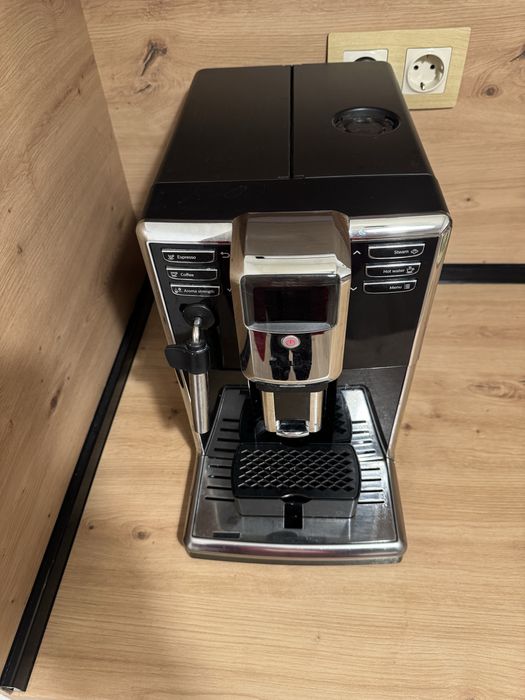 Еспресо кафемашина Philips Saeco hd8911/09