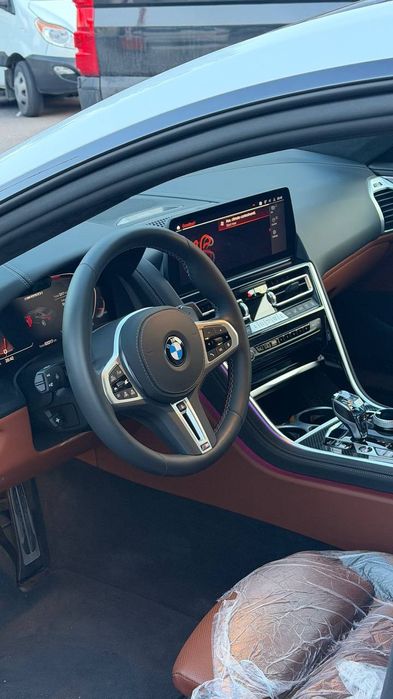 Bmw M850i Full option 2025