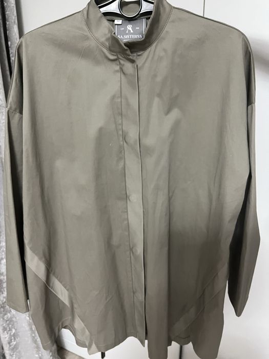 Двойка хаки цвет