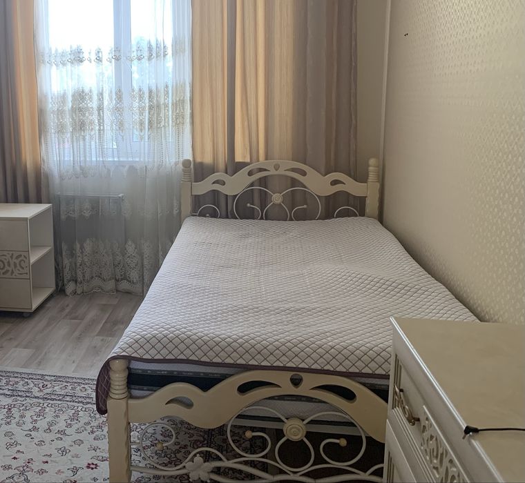 Кровать с ортопедическим матрасом