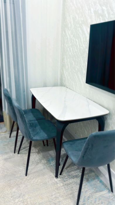 Продам стол стуля