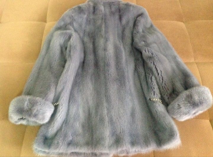 Шубы  норка новые обмен