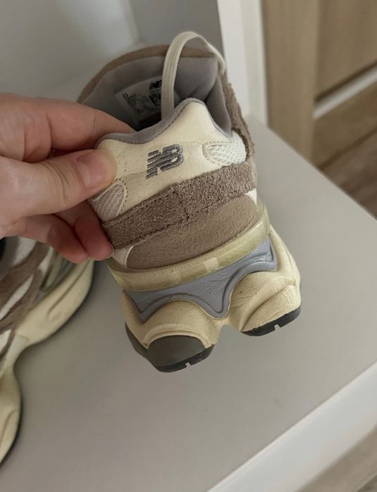 New Balance 9060 bej / crem 39.5 impecabili