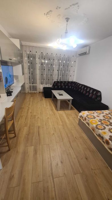 Дава се под наем Тристаен апартамент в Благоевград, Широк център - 63 кв.м за 398.82 € - Снимка #9