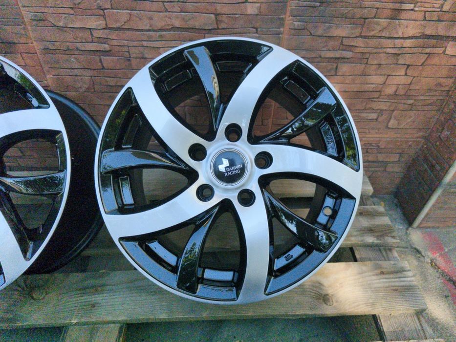 5х112 15 цола Darwin Racing