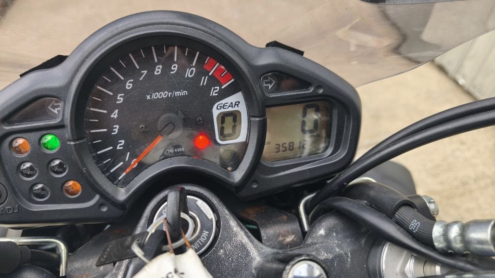 De Vânzare Suzuki Gladius ABS 2013