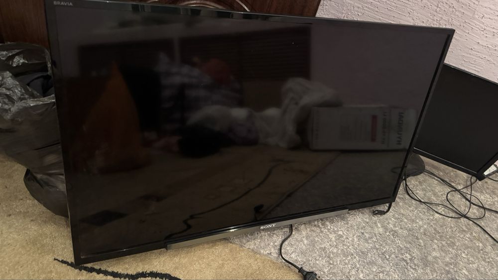 Продаётся телевизор Sony 40" (Full HD / ЖК)