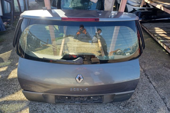 HAYON Renault Scenic a 2-a generatie (facelift)