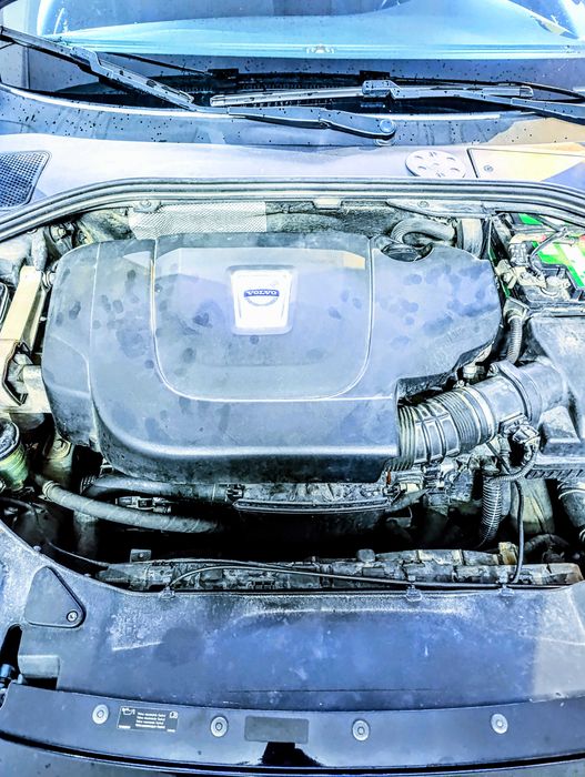 Volvo V60 2.0 D3 163 k.c.  - 5000 евро
