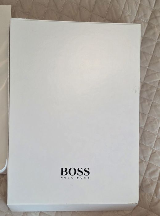 Мужская рубашка Hugo Boss  оригинал Новая