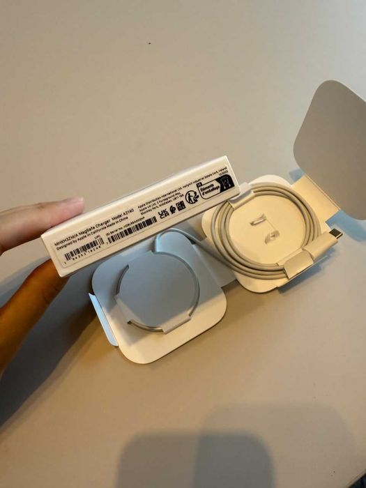 Оригинално зарядно Apple MagSafe Charger - Ново