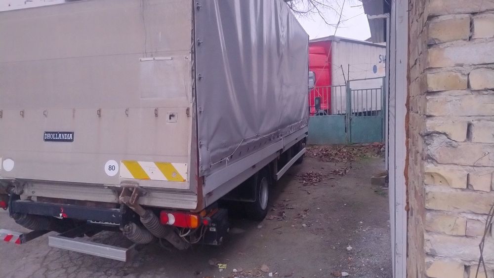 Каросерия с бризент 6м и падащ борд до тон и половина