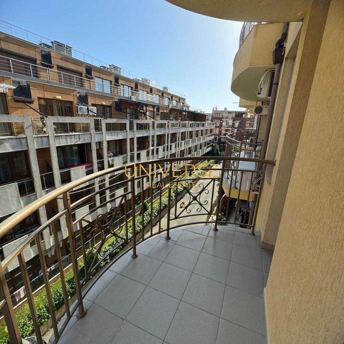 Продава се Двустаен апартамент в к.к. Слънчев бряг - 55 кв.м за 826 €/кв.м - Снимка #9