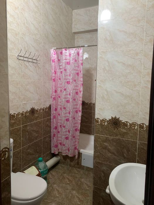 АЗИЯ гостиница олдида Янги курилган Дом