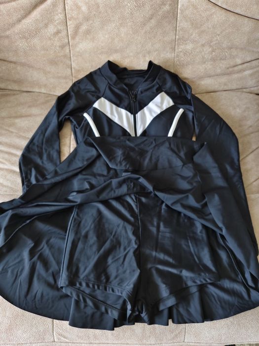 Продам платье купальник