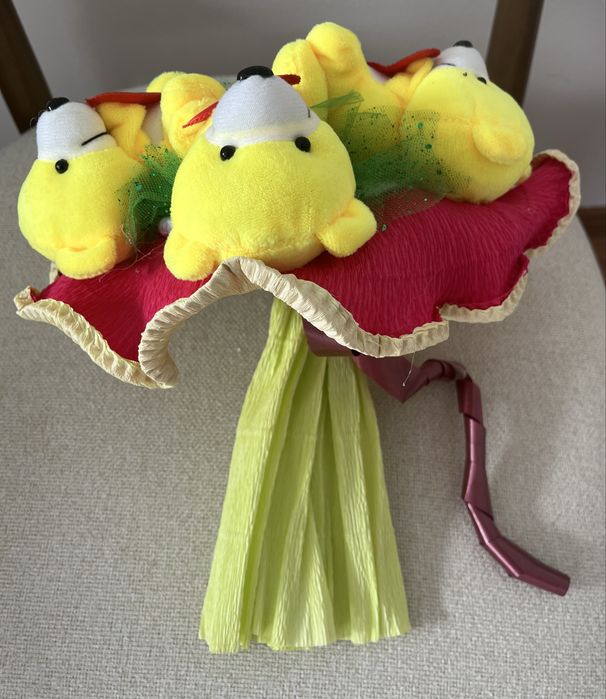 Подарочный букет из мишек