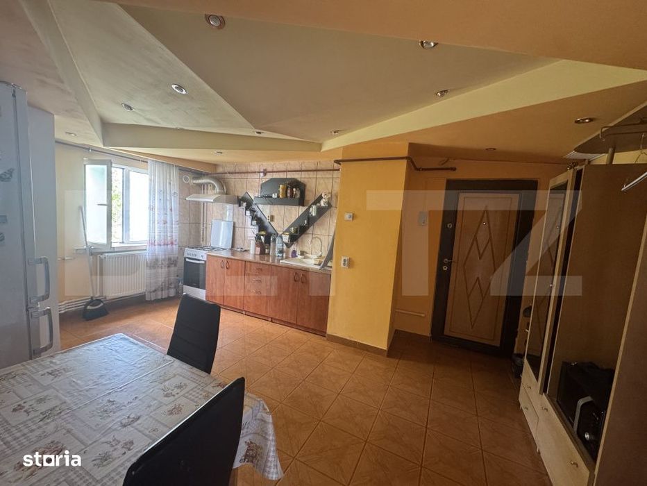 Apartament 3 camere, decomandat, 86 mp, zona George Enescu