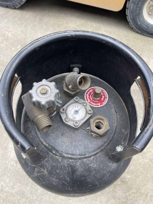 Butelii motostivuitor