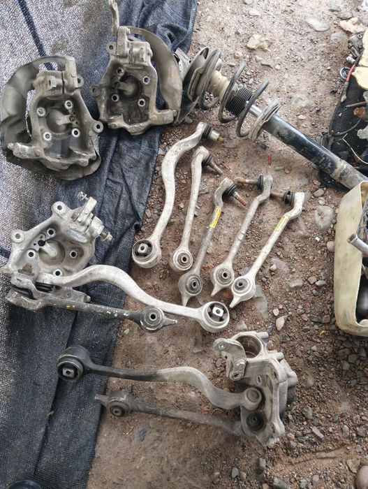 Запчасти на БМВ е39