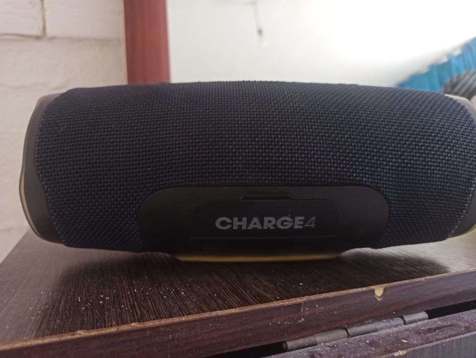 Bluetooth Колонка JBL CHARGE4